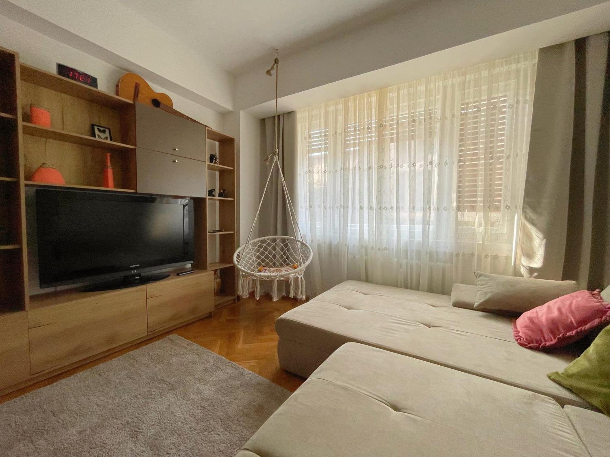Relax Old Town Apartment Орадя Экстерьер фото